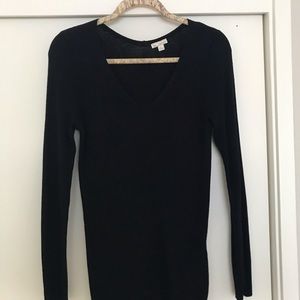 Gap V-Neck Sweater